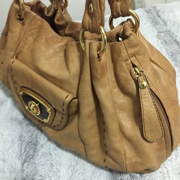 B. makowsky Genuine Leather Purse - Picture 8 of 8